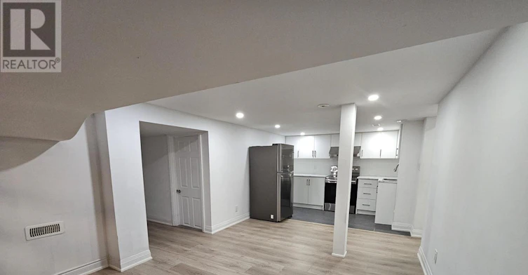 BSMT A-31 Compton Crescent, Toronto, ON, M3M 2C3 - 4