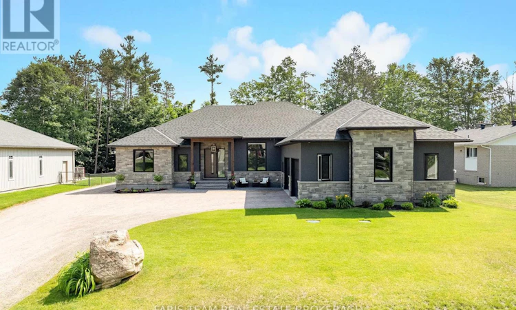 7 Reynolds Road