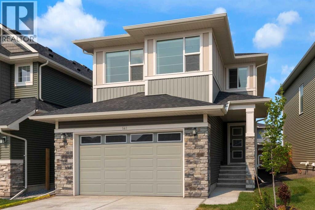541 Baywater Manor SW, Airdrie, AB, T4B 0A7