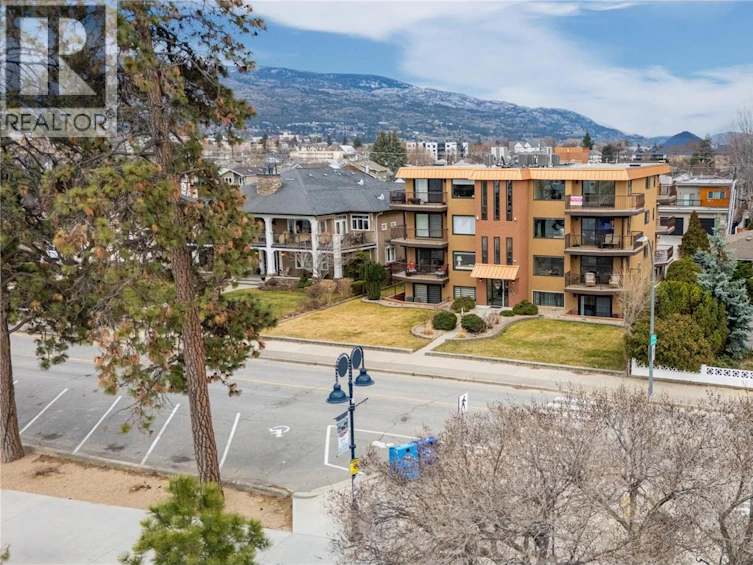 203-578 Lakeshore Drive, Penticton, BC, V2A 1B9 - 16