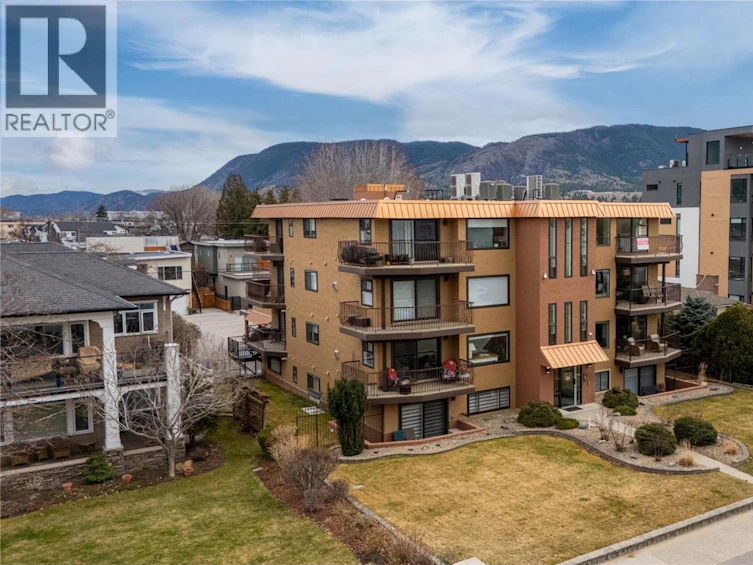 203-578 Lakeshore Drive, Penticton, BC, V2A 1B9 - 2