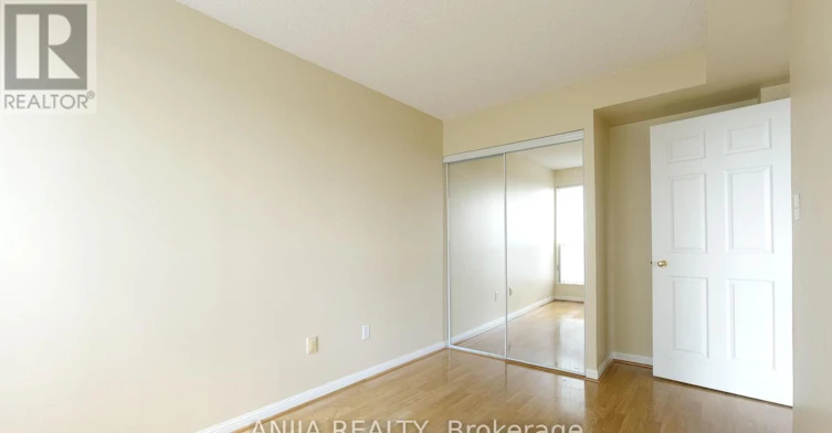 611-23 Lorraine Drive, Toronto, ON, M2N 2E3 - 4