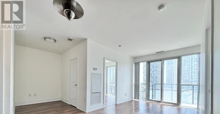 PH30-560 Front Street W, Toronto, ON, M5V 1C1