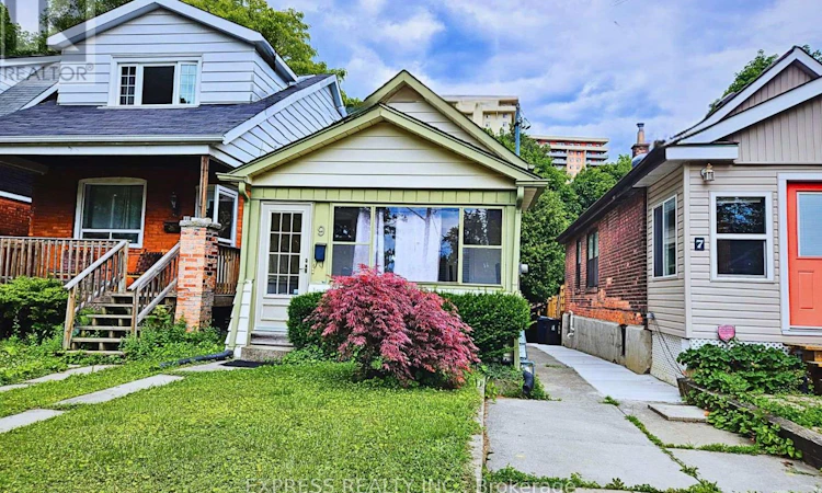 9 Bryant Avenue