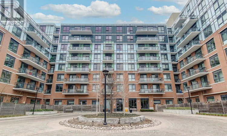 109-11611 Yonge Street