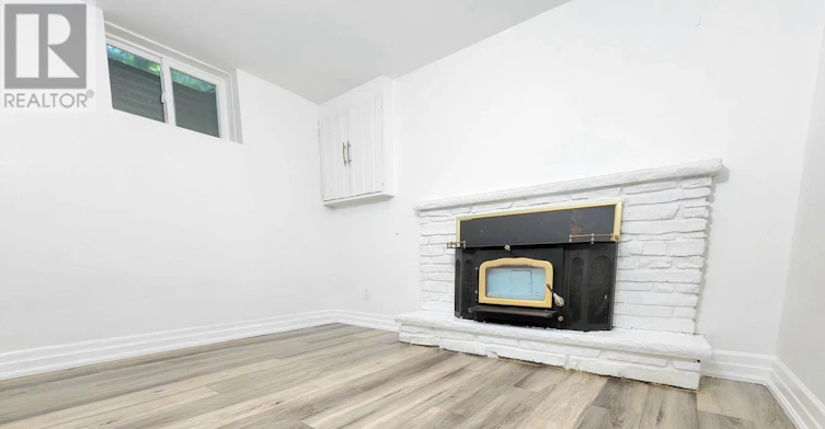BSMT-764 Gorham Street, Newmarket, ON, L3Y 1L6 - 5