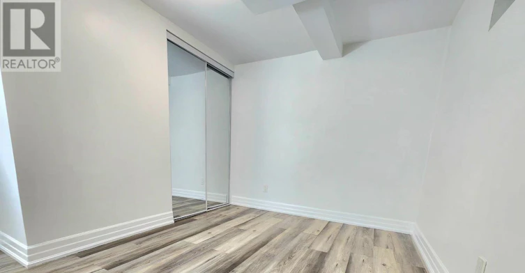 BSMT-764 Gorham Street, Newmarket, ON, L3Y 1L6 - 10