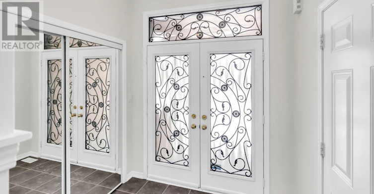 3108 Ferguson Drive, Burlington, ON, L7M 0K6 - 2
