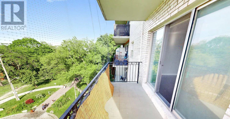 39-2 Superior Avenue, Toronto, ON, M8V 2M3 - 17