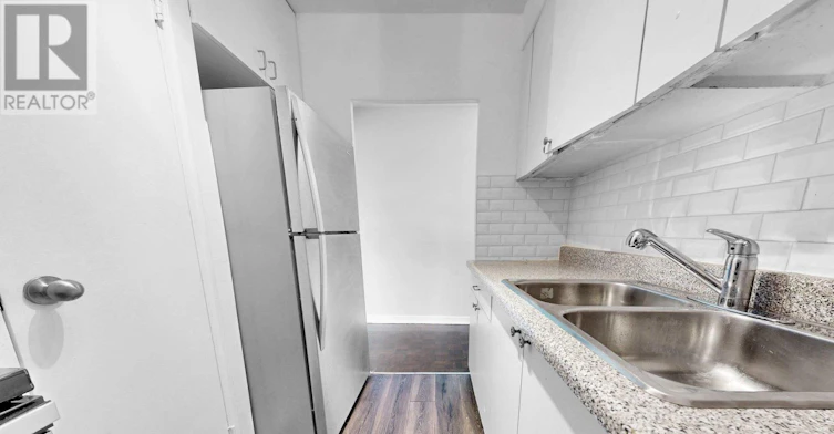 39-2 Superior Avenue, Toronto, ON, M8V 2M3 - 6