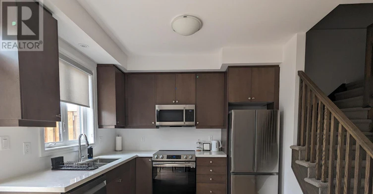 70-461 Blackburn Drive, Brantford, ON, N3T 0W9 - 4