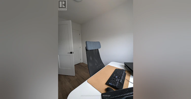 70-461 Blackburn Drive, Brantford, ON, N3T 0W9 - 12