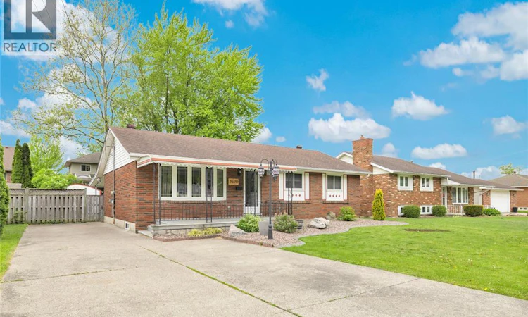 1570 Laurier Drive
