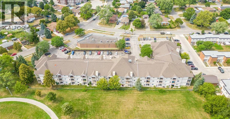 211-2922 Rivard, Windsor, ON, N8T 3N9 - 34