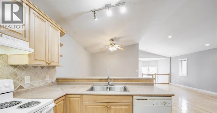 4231 Whiskey Avenue, Windsor, ON, N9G 3B2 - 9