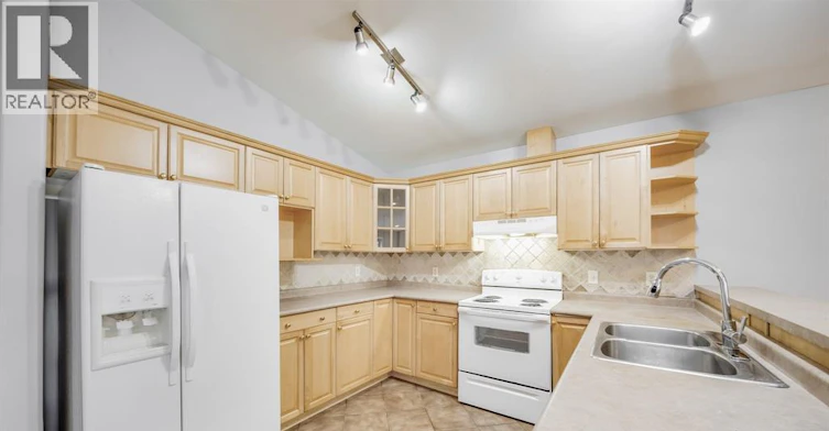 4231 Whiskey Avenue, Windsor, ON, N9G 3B2 - 8
