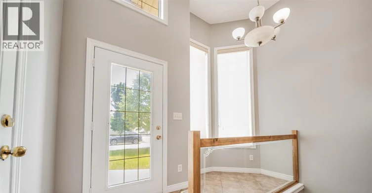 4231 Whiskey Avenue, Windsor, ON, N9G 3B2 - 3
