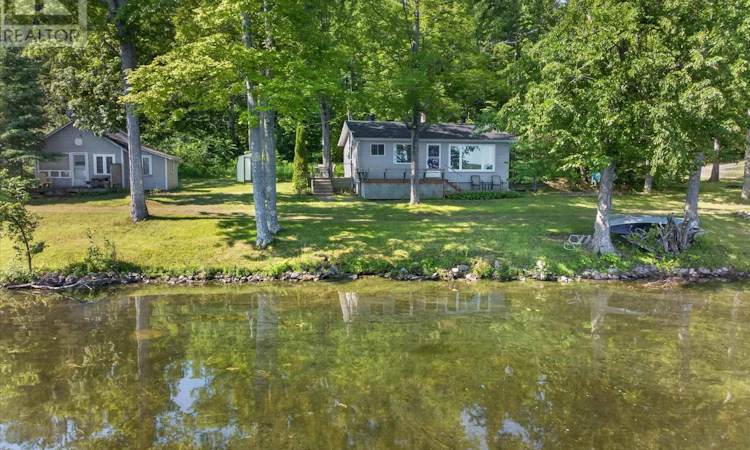 2310 Armstrong Lane