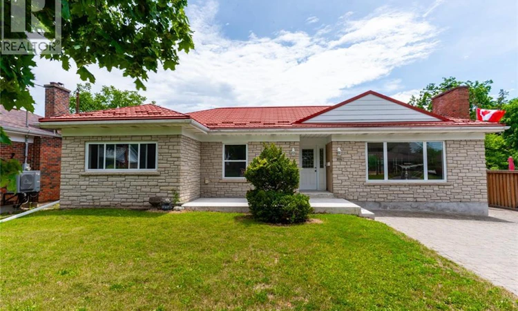 107 Queensway Drive