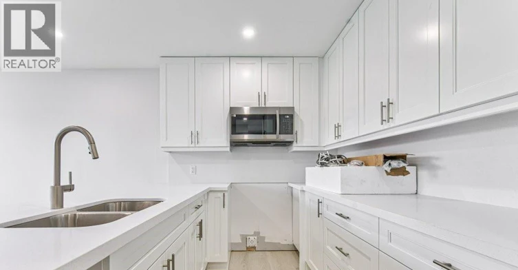 2-66 Gage Avenue, Kitchener, ON, N2G 2E2 - 5