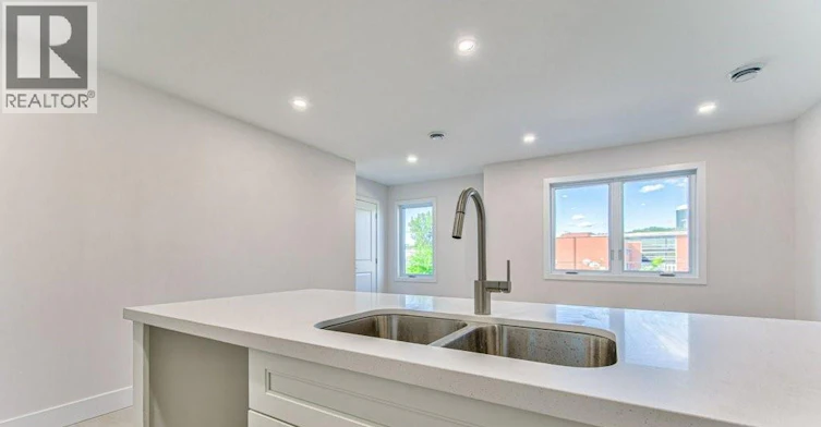 2-66 Gage Avenue, Kitchener, ON, N2G 2E2 - 4