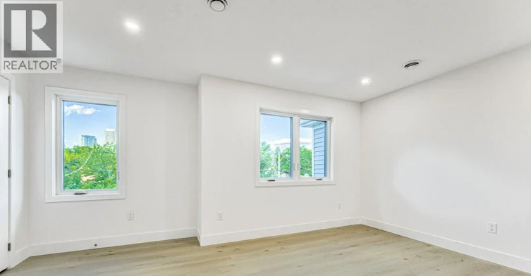 2-66 Gage Avenue, Kitchener, ON, N2G 2E2 - 2
