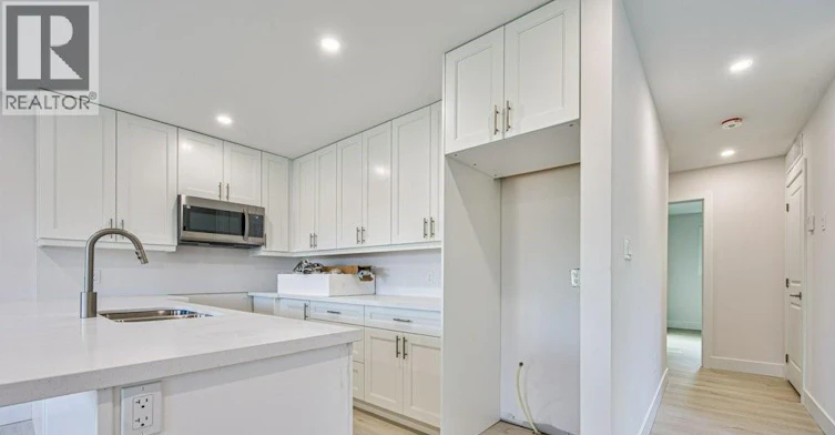 2-66 Gage Avenue, Kitchener, ON, N2G 2E2 - 6