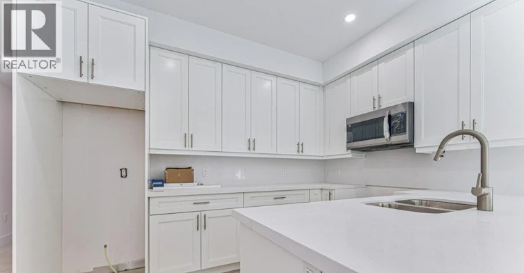 1-66 Gage Avenue, Kitchener, ON, N2G 2E2