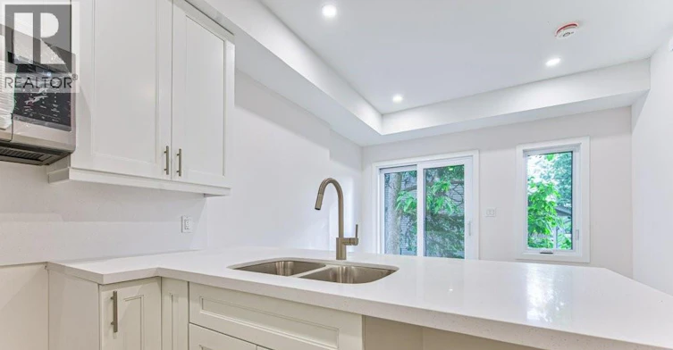1-66 Gage Avenue, Kitchener, ON, N2G 2E2 - 5