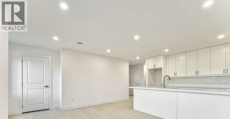 2-64 Gage Avenue, Kitchener, ON, N2G 2E2