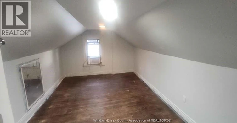 UPPER-2292 Dougall Avenue, Windsor, ON, N8X 1S8 - 8