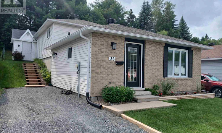 36 Hergott Avenue