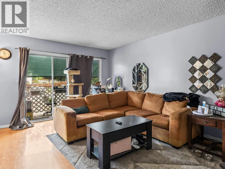 3374 Mcmillan Road, West Kelowna, BC, V4T 1H1 - 2