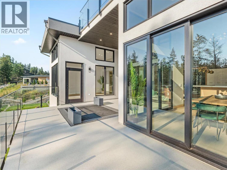 10218 Beacon Hill Drive, Lake Country, BC, V4V 0A9 - 44