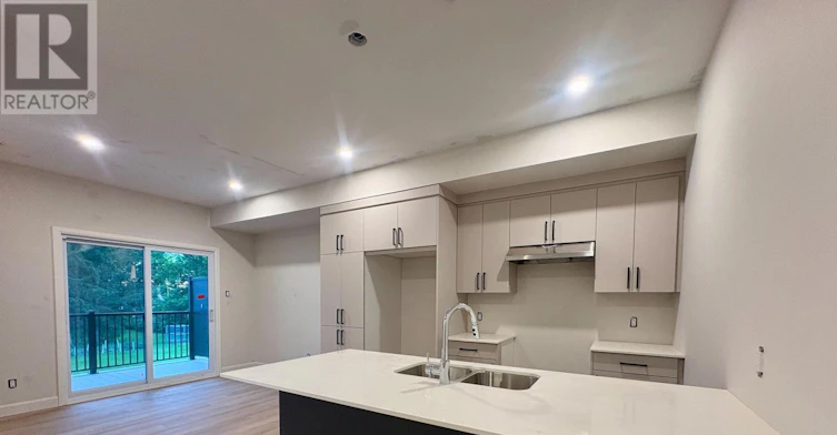 3-1089 Notre Dame Street, Russell, ON, K0A 1W0 - 10