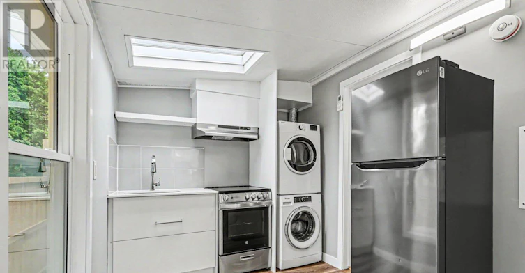 4-1936 Belcourt Boulevard, Ottawa, ON, K1C 1M5 - 4