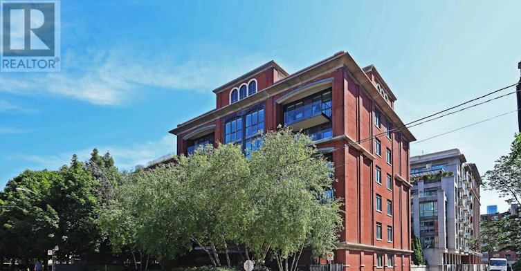 405-11 Soho Street, Toronto, ON, M5T 3L7