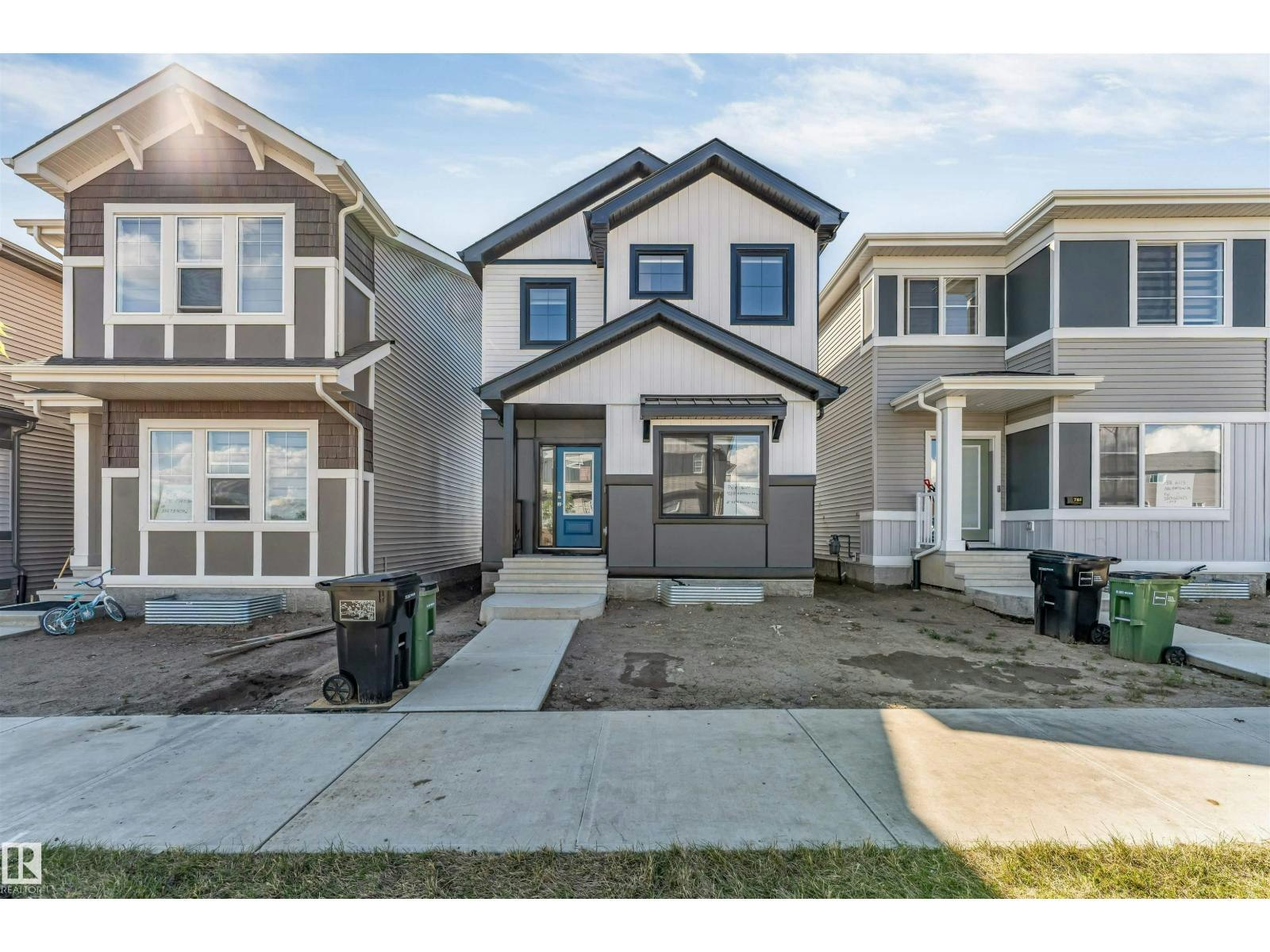 788 Mattson Drive SW, Edmonton, AB, T6X 1A3