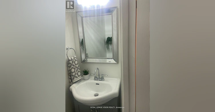 205-895 Kennedy Road, Toronto, ON, M1K 2E9 - 7