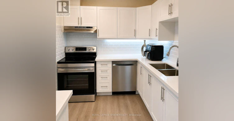205-895 Kennedy Road, Toronto, ON, M1K 2E9 - 3