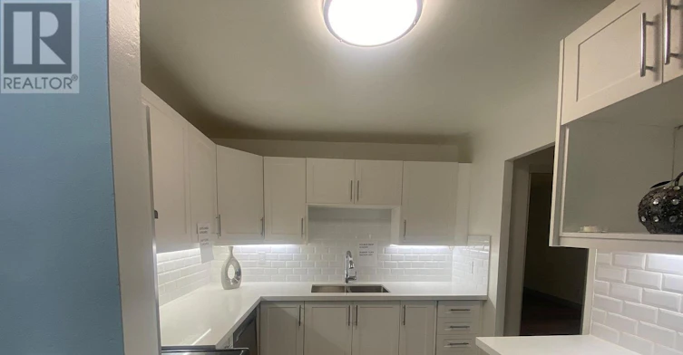 205-895 Kennedy Road, Toronto, ON, M1K 2E9 - 14