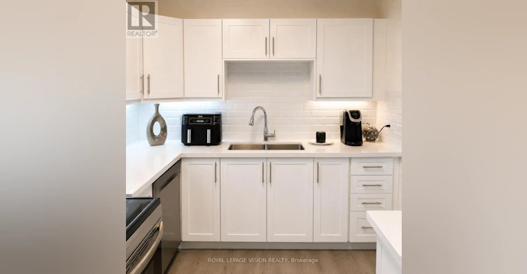 205-895 Kennedy Road, Toronto, ON, M1K 2E9