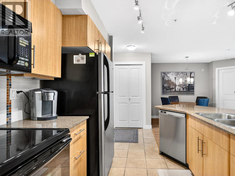 301-12020 207a Street, Maple Ridge, BC, V2X 8V2 - 5