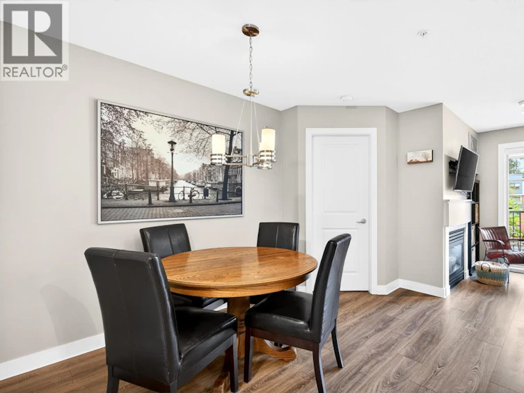 301-12020 207a Street, Maple Ridge, BC, V2X 8V2 - 7
