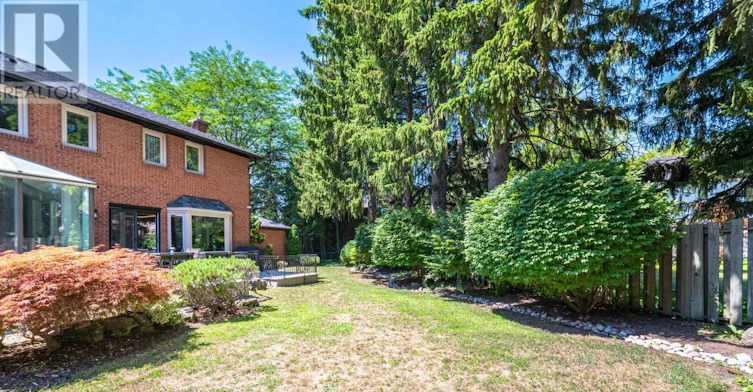 1298 Bunsden Avenue, Mississauga, ON, L5H 3T9 - 38