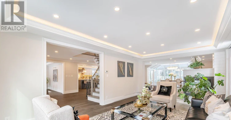 1298 Bunsden Avenue, Mississauga, ON, L5H 3T9 - 6