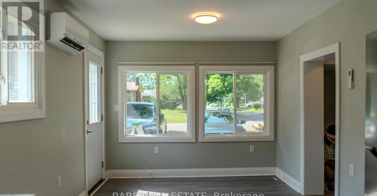 3-7 Plazaway Street, Welland, ON, L3C 4J6 - 3