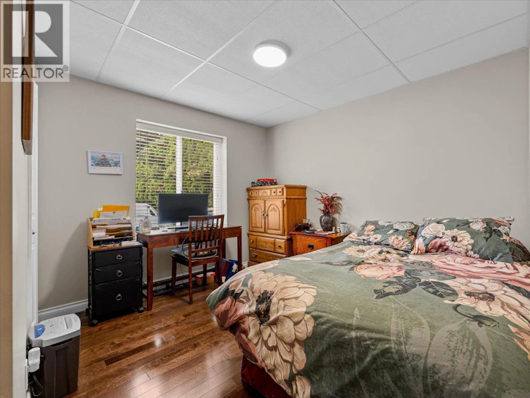 4619 Gordon Drive, Kelowna, BC, V1W 1T5 - 70