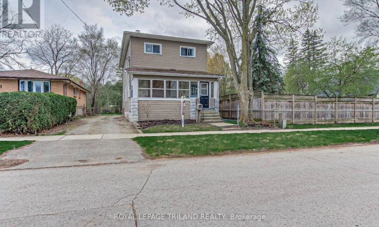256 Edinburgh Street