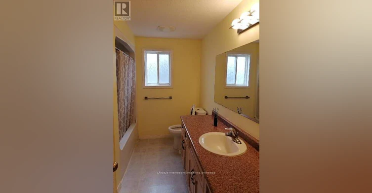 MAIN-22 Clairfields Drive W, Guelph, ON, N1G 5H5 - 10